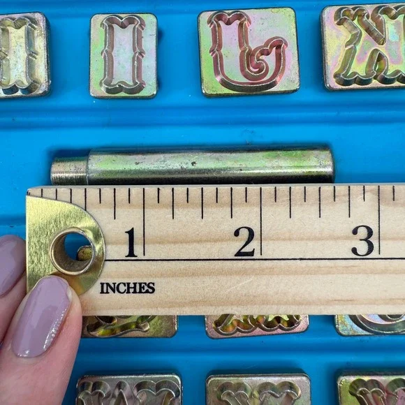 Vintage 3/4" Alphabet Letter Stamp Set A-Z Gothic Leather Metal Complete - Picture 6 of 8